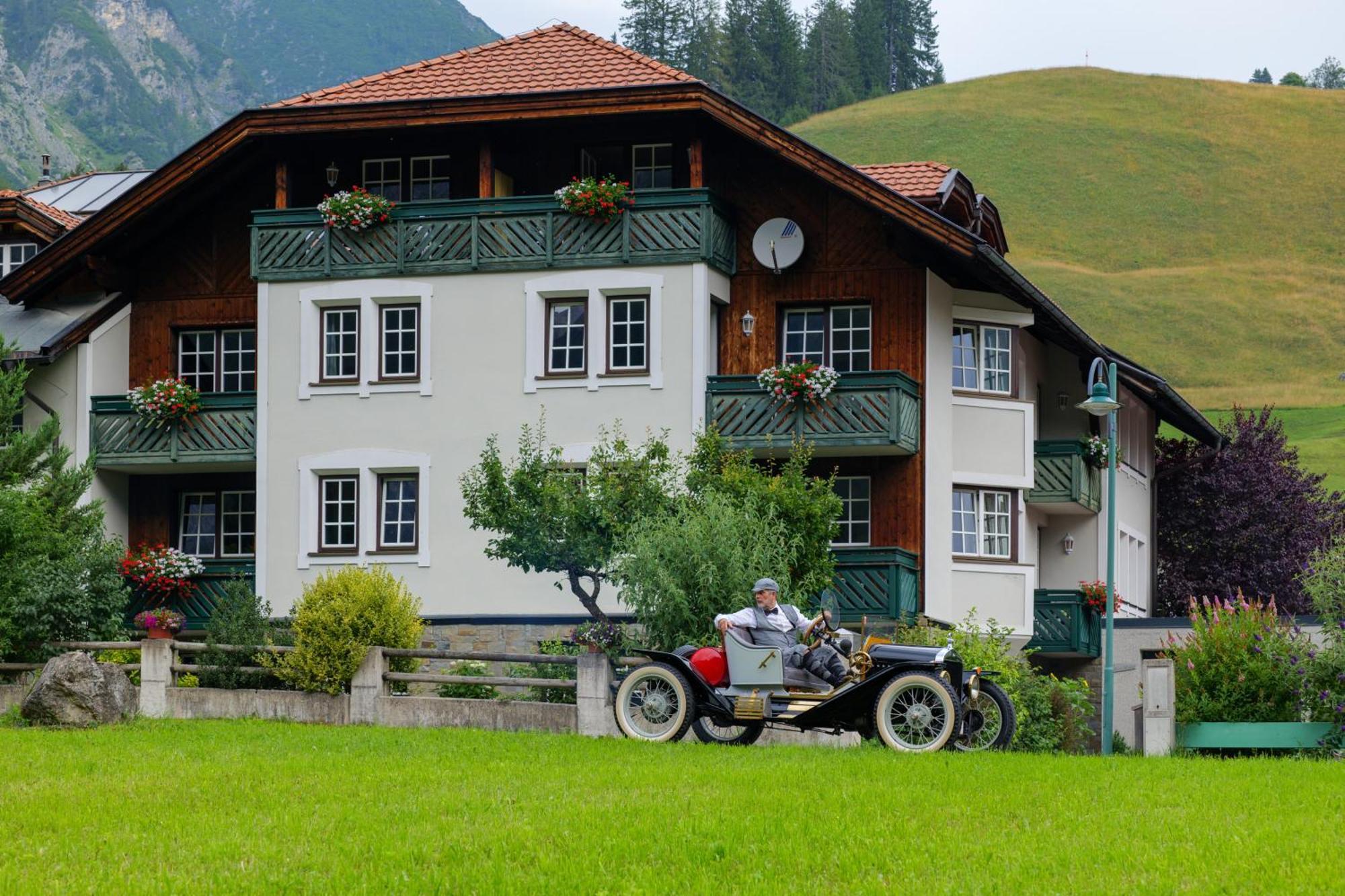 Posthotel Lechtal, Arlberg Holzgau Exterior photo